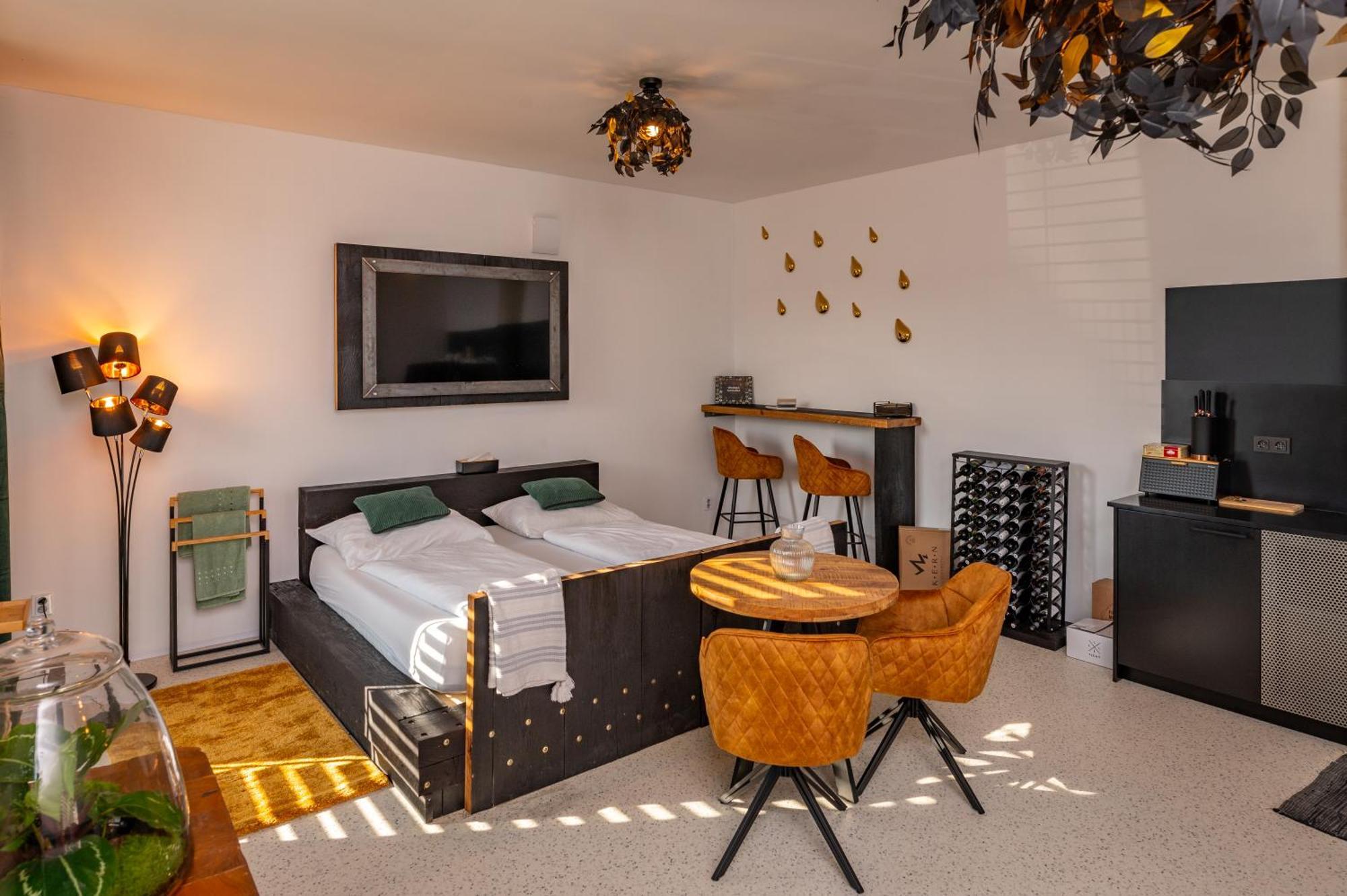 Korek Mikulov Apartman ภายนอก รูปภาพ