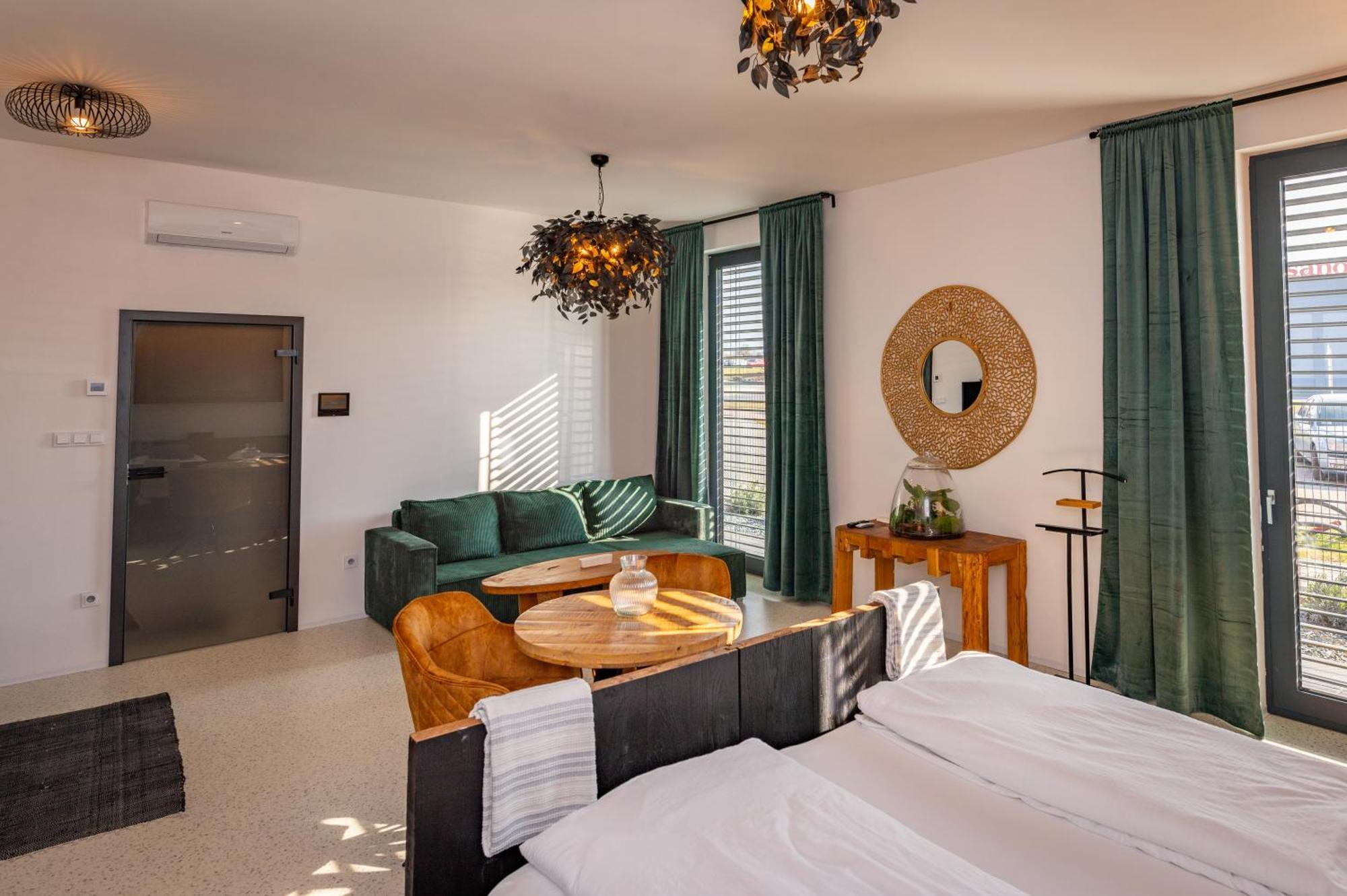 Korek Mikulov Apartman ภายนอก รูปภาพ